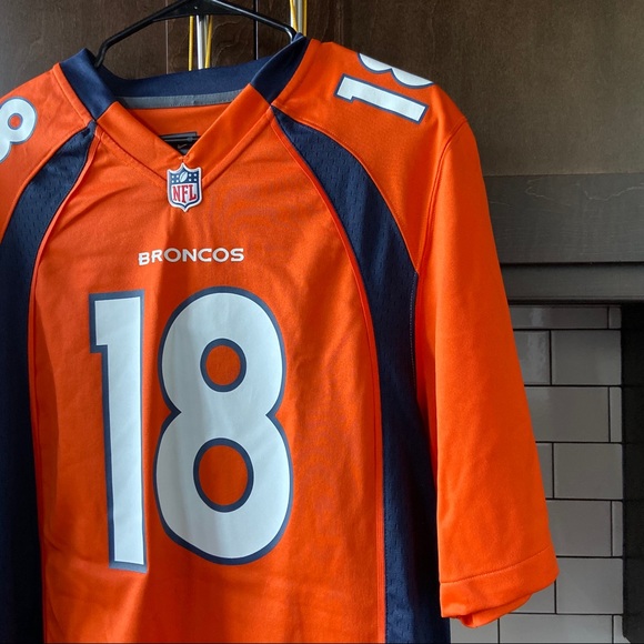 peyton manning jersey medium